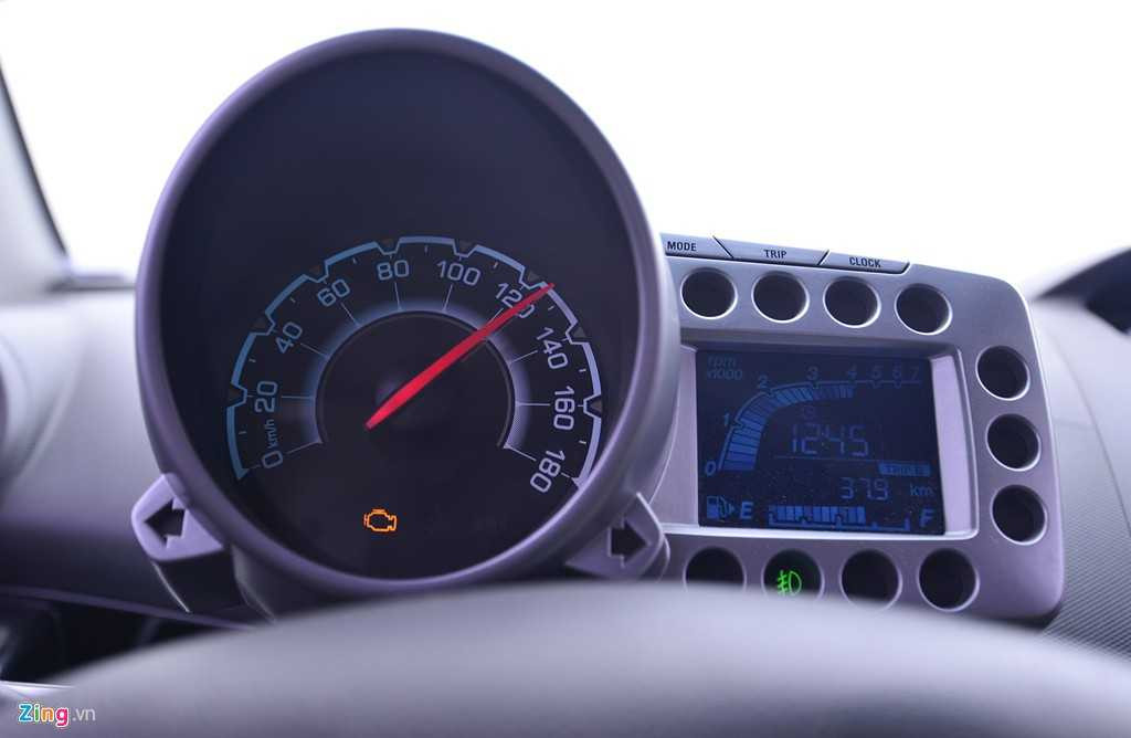 Khi xe chạy với vận tốc tối đa 120km/h, người ngồi phía trên ôtô không có cảm giác bị gập ghềnh hay chóng mặt như ở các con đường khác.