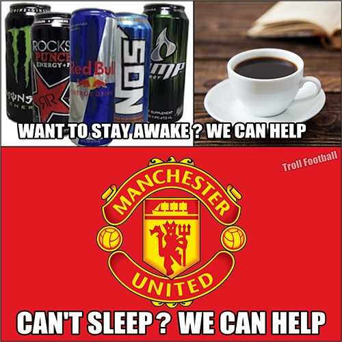 Những fan Man Utd giờ đây, mỗi khi xem Man Utd phải chuẩn bị đầy đủ 'vũ khí' chống lại giấc ngủ