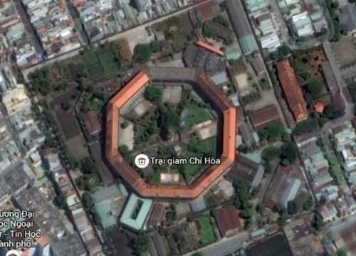 Trại giam Chí Hòa nhìn từ vệ tinh. Ảnh: Google maps