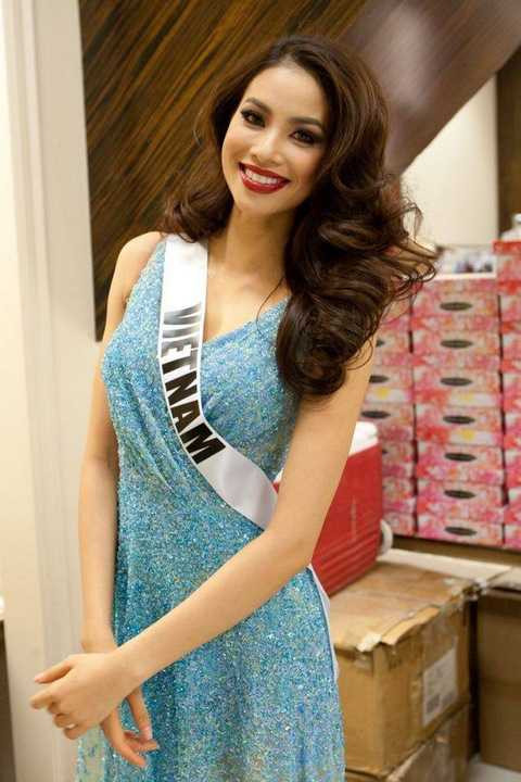 Hiện tại, Phạm Hương cũng được chọn tham gia khá nhiều những hoạt động của ban tổ chức như ghi hình cho kênh truyền hình…Đây được cho là tín hiệu vui vì đại diện Việt Nam chưa bao giờ được chú ý và đánh giá cao như hiện nay.