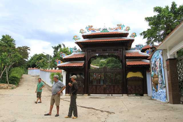 Bên trong 'biệt phủ' trăm tỷ của đại gia vàng sắp bị tháo dỡ