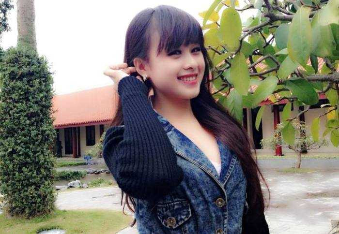 Nữ MC Nguyễn Thị Hằng