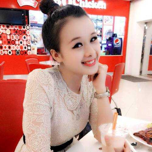 Nữ MC Nguyễn Thị Hằng