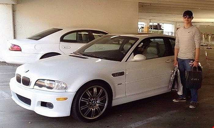 Bên cạnh xe sang, anh chàng sở hữu khá nhiều món đồ hàng hiệu đắt tiền.