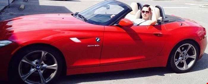 Những hình ảnh này góp phần khẳng định rằng anh chính là một đại gia thực sự. 