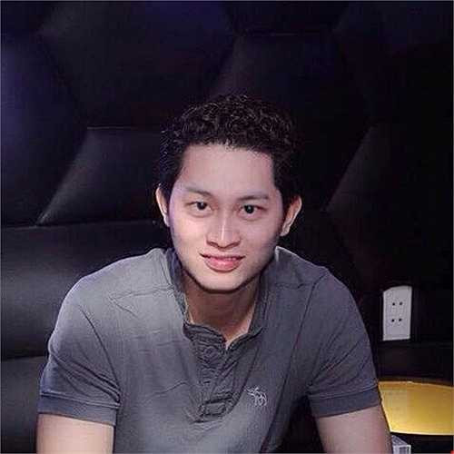 Trước đó, vào cuối năm 2013, 'cô Khàn' công khai vị hôn thê là một Việt kiều Mỹ khá điển trai và người đó chính là là Louis Trần. Hai người đã quen nhau trong một chuyến đi làm từ thiện