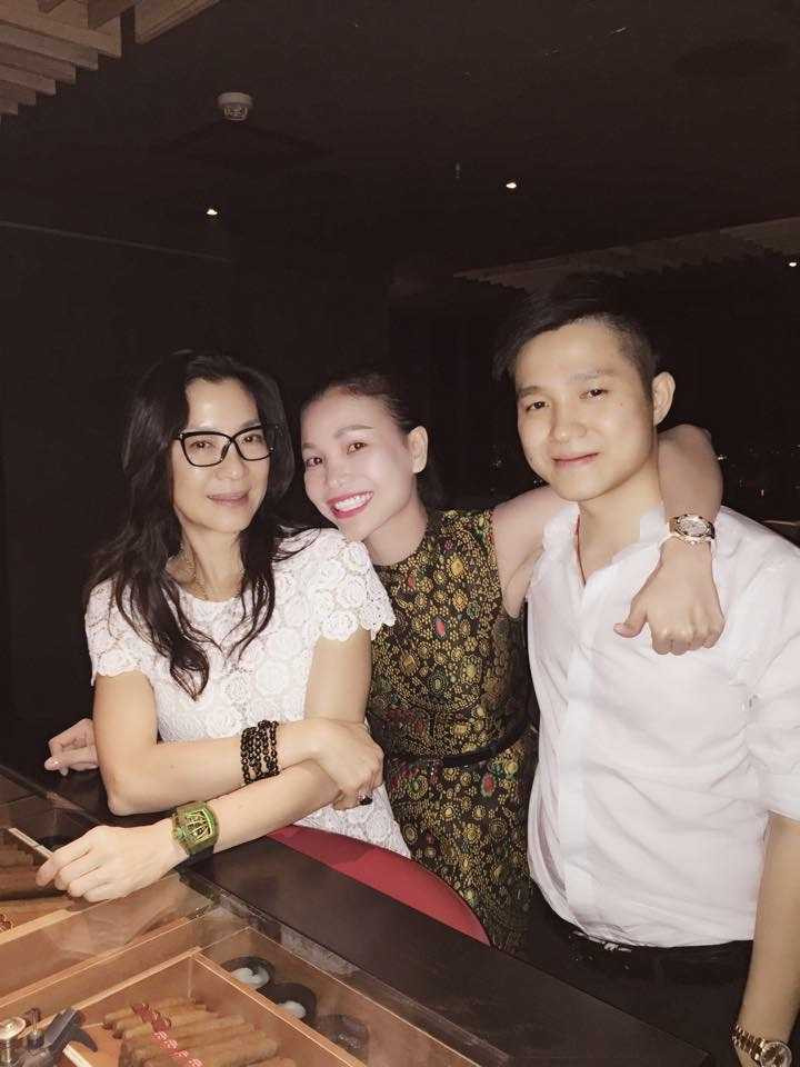 Trà Ngọc Hằng khoe ảnh gặp gỡ ngôi sao "Ngọa hổ tàng long"