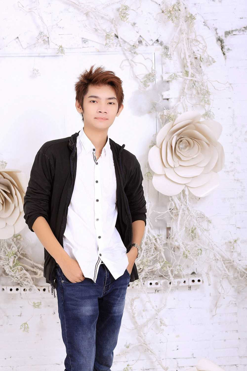 Con trai Bảo Yến ủng hộ ba Quốc Dũng