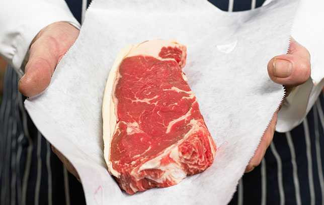 Mẹo nhận biết thịt lợn sề, thịt trâu chết 'đội lốt' thịt bò