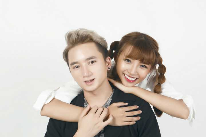 Quản lý của Phan Mạnh Quỳnh – Lê Bình Dương cũng vì chất nhạc đầy cảm xúc, chân thành này làm chất xúc tác để cùng gắn kết, đồng hành cùng nhau trong âm nhạc. MV ca khúc mới sẽ được chính thức phát hành vào trung tuần tháng 12 tới. 