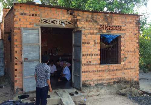 Ngôi nhà đơn sơ của ông Huỳnh Văn Nén