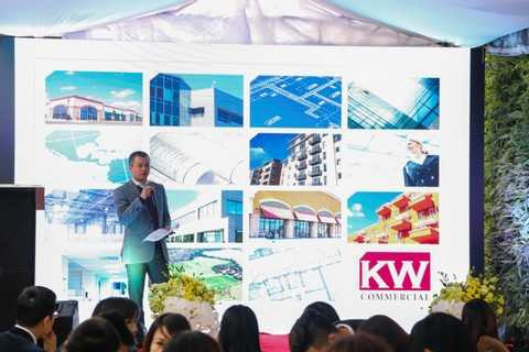 Đại diện Công ty Keller Williams chia sẻ về những cơ hội kinh doanh và đầu tư cho thuê tại Vincom Shophouse Hải Phòng