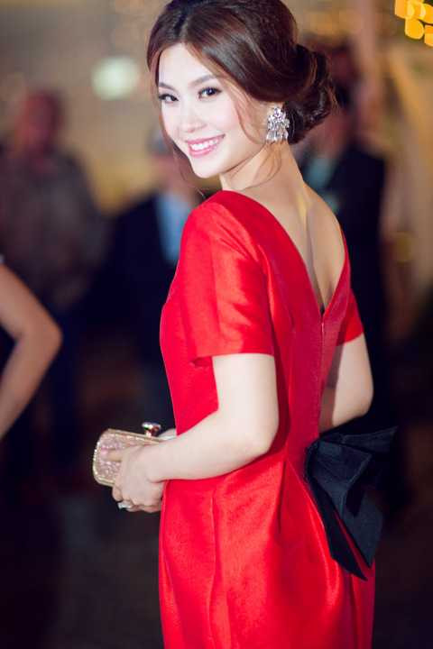 Cô dự định sẽ phát triển các hoạt động nghệ thuật mạnh mẽ hơn vào năm 2016, hiện cô vẫn đang chọn cuộc sống không ồn vào hay scandal, cô đang là gương mặt được nhiều thương hiệu lớn để ý nhờ hình ảnh đẹp cũng như lý lịch trong sạch.