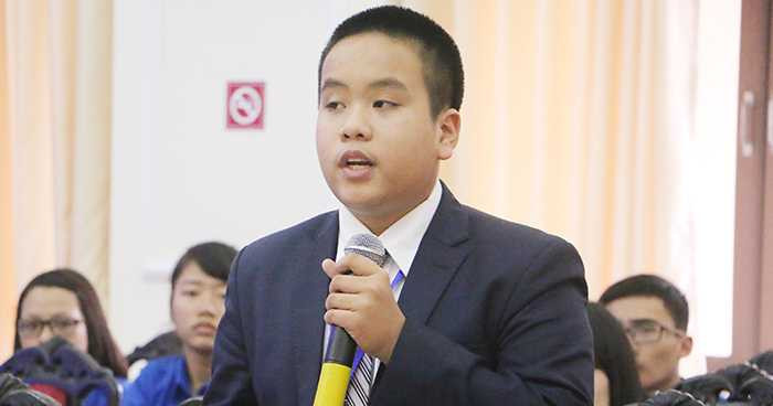 Đỗ Nhật Nam chia sẻ tại buổi tọa đàm