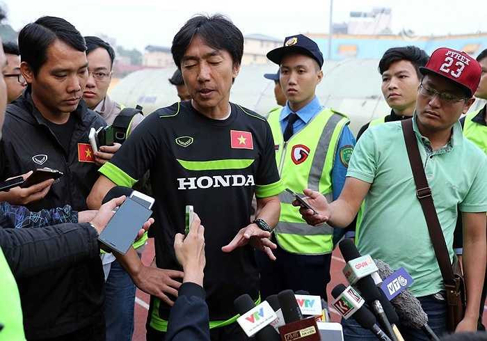 Điều đáng nói, ý tưởng tấn công nghèo nàn của U23 Việt Nam vẫn tiếp diễn và chưa có dấu hiệu được cải thiện