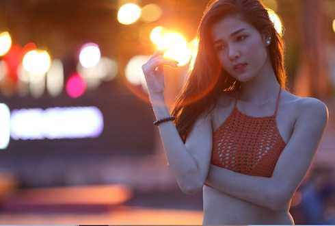 điệp vụ chân dài 4