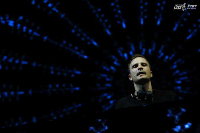 Marlo khiến khán giả ngây ngất trong giai điệu của mình - Ảnh: Tùng Đinh