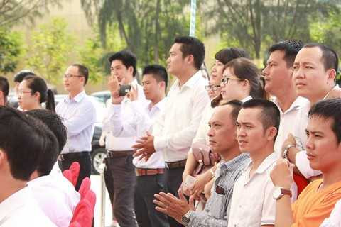 Không khí rộng ràng tại điểm khai trương thử nghiệm 4G