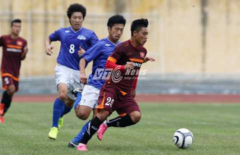 Ti Phông đang thi đấu khá ấn tượng (Ảnh: Quang Minh) Ti Phông đang thi đấu khá ấn tượng (Ảnh: Quang Minh)