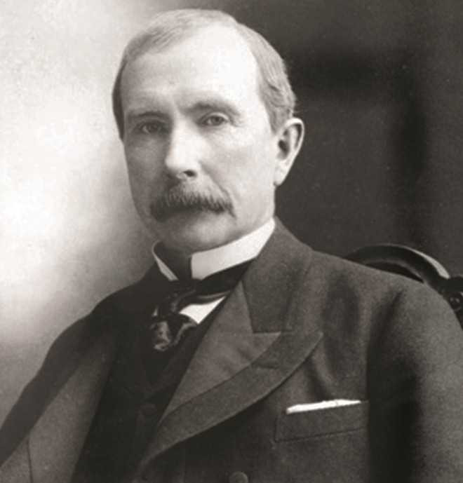 Tỷ phú chưa học hết trung học