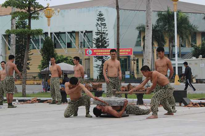 Hàng ngàn đặc công Việt Nam diễn tập chống khủng bố