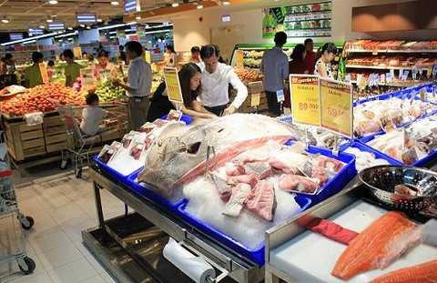 26.000 mặt hàng phong phú, đa dạng từ thực phẩm tươi sống, đông lạnh, rau củ quả,… đến các sản phẩm đóng gói, hóa mỹ phẩm, đồ gia dụng,…đáp ứng nhu cầu tiêu dùng hàng ngày của cả gia đình. 26.000 mặt hàng phong phú, đa dạng từ thực phẩm tươi sống, đông lạnh, rau củ quả,… đến các sản phẩm đóng gói, hóa mỹ phẩm, đồ gia dụng,…đáp ứng nhu cầu tiêu dùng hàng ngày của cả gia đình.