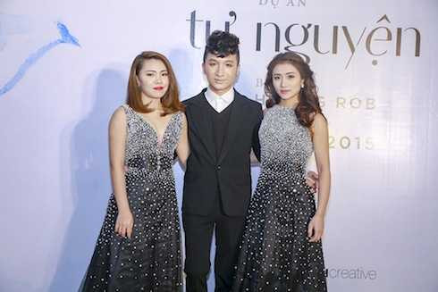 Nhóm Gen9 mà Hoàng Rob là người sáng lập tại buổi họp báo.