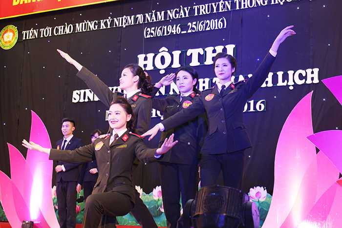 "Sinh viên thanh lịch Học viện An ninh 2015"