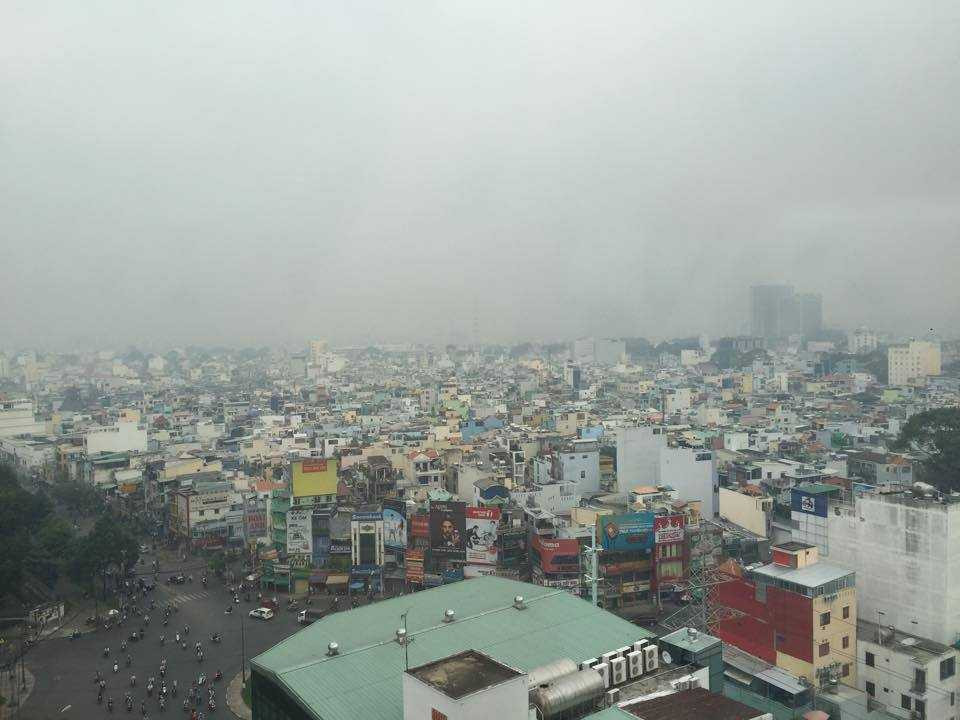 Chùm ảnh sương mù chụp từ Q.8, TP.HCM. 
