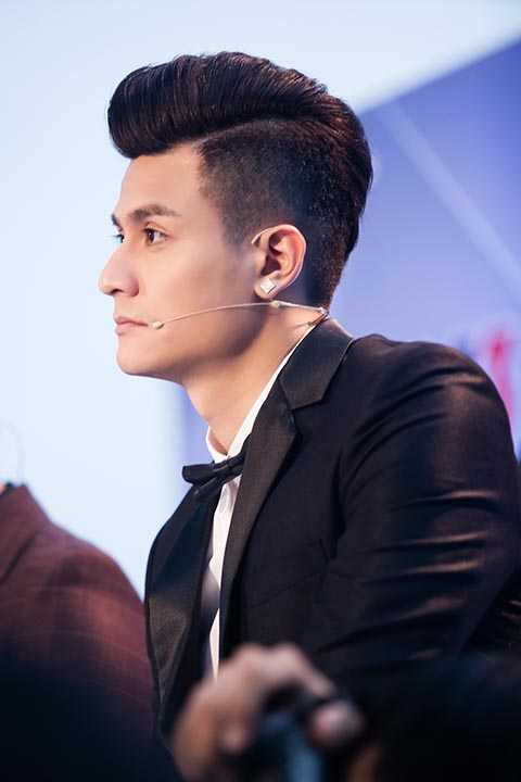 Bên cạnh vai trò giám khảo cuộc thi, Vĩnh Thụy còn nhận lời tham gia quay TVC quảng cáo của những nhãn hàng lớn và chụp hình cho các tạp chí nhưng đồng thời anh vẫn duy trì tốt việc kinh doanh của mình. (Ảnh: Tiên Nguyễn)