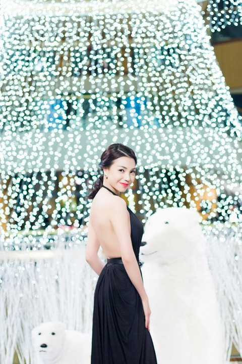 Sau khi ra mắt MV Yêu gợi cảm, nóng bỏng, Trà Ngọc Hằng có sự xuất hiện trở lại tích cực, cô xác định sẽ hoạt động nghệ thuật quyết liệt hơn.