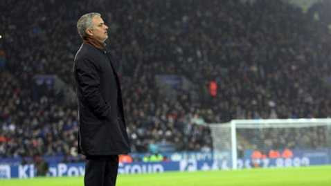 Sa thải Mourinho sẽ tốn của Chelsea 40 triệu bảng Sa thải Mourinho sẽ tốn của Chelsea 40 triệu bảng
