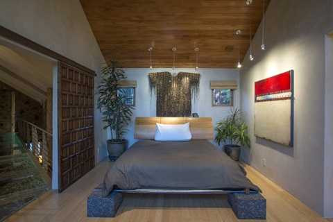 5 là con số phòng ngủ được xây dựng sẵn ở đây. Tất cả đều được trang hoàng lộng lẫy 5 là con số phòng ngủ được xây dựng sẵn ở đây. Tất cả đều được trang hoàng lộng lẫy