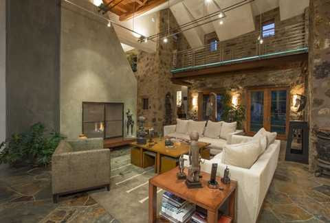 Đây là những gì người ta có thể nhìn thấy ở phòng khách Đây là những gì người ta có thể nhìn thấy ở phòng khách