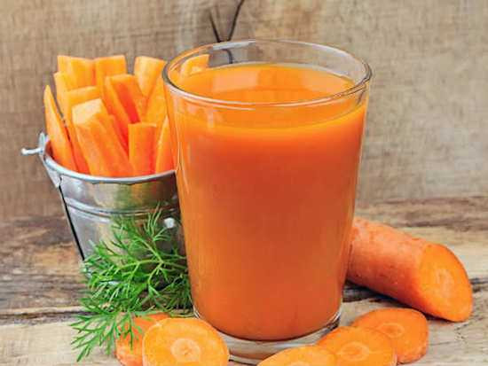 Đây là lí do cô gái này luôn mang theo vài gói muối trong ví