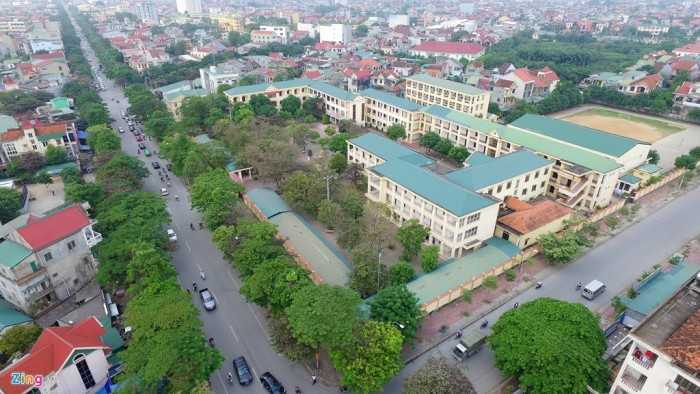 THPT chuyên Phan Bội Châu