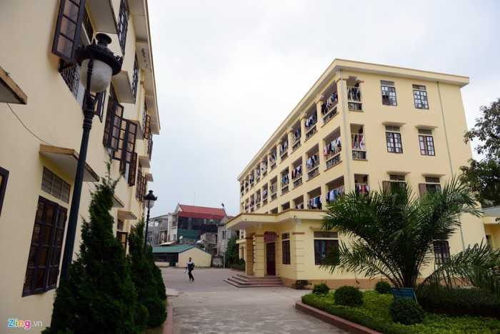 THPT chuyên Phan Bội Châu