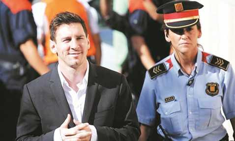 Messi đã thoát tội trốn thuế