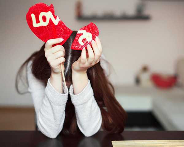 Nguyên nhân nào khiến 12 chòm sao thất bại trong tình yêu?