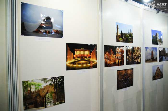 Trong lễ ra mắt sáng 17/12, một số bức ảnh về di sản Azerbaijan cũng được trưng bày - Ảnh: Tùng Đinh