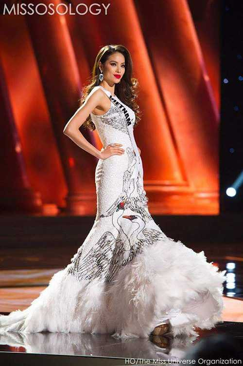 phạm hương dạ hội