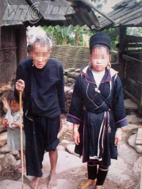 Giàng Thị T. và cha