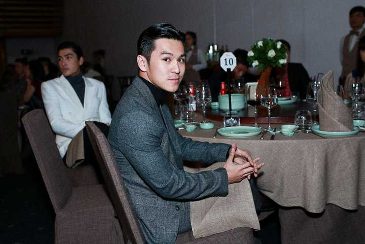  Trọng Hiếu cũng là một ví dụ điển hình cho tinh thần dám mơ ước, không ngại khó khăn, theo đuổi đam mê của mình và đạt được chiến thắng đáng ngoạn mục, trở thành Thần tượng mới của giới trẻ Việt Nam. 