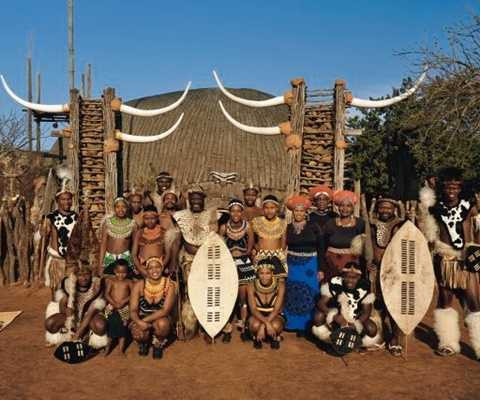 Đoàn múa Beyond Zulu Dancers tới từ Nam Phi sẽ mang tới những tiết mục đặc sắc Đoàn múa Beyond Zulu Dancers tới từ Nam Phi sẽ mang tới những tiết mục đặc sắc