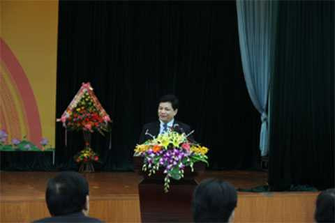 PGS. Tiến Sĩ Lê Danh Tuyên, Viện Trưởng Viện Dinh Dưỡng Quốc Gia phát biểu PGS. Tiến Sĩ Lê Danh Tuyên, Viện Trưởng Viện Dinh Dưỡng Quốc Gia phát biểu