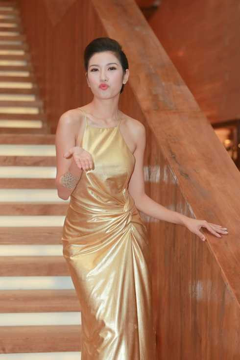 Á hậu Quốc tế Thuý Vân 2