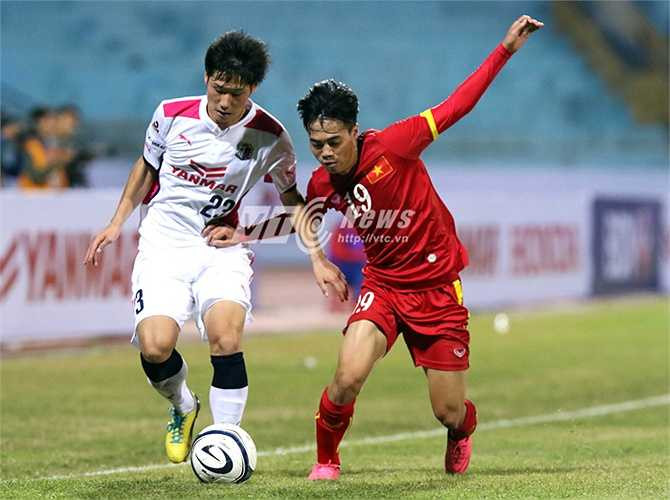 Văn Toàn ngày càng trưởng thành hơn và cho thấy sự tiến bộ đáng kinh ngạc về thể lực. (Ảnh: Quang Minh)
