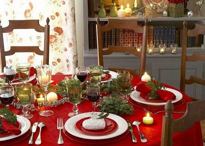 Bữa trưa ngày giáng sinh tại nhà hàng này có giá 1 triệu đồng/người lớn và 700.000 đồng/trẻ em.