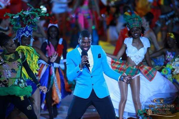 Trực tiếp chung kết Hoa hậu Thế giới 2015: Lan Khuê tỏa sáng