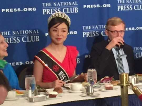 Hoa hậu Thế giới 2015: Đấu trường sắc đẹp thiếu uy tín, đầy tranh cãi